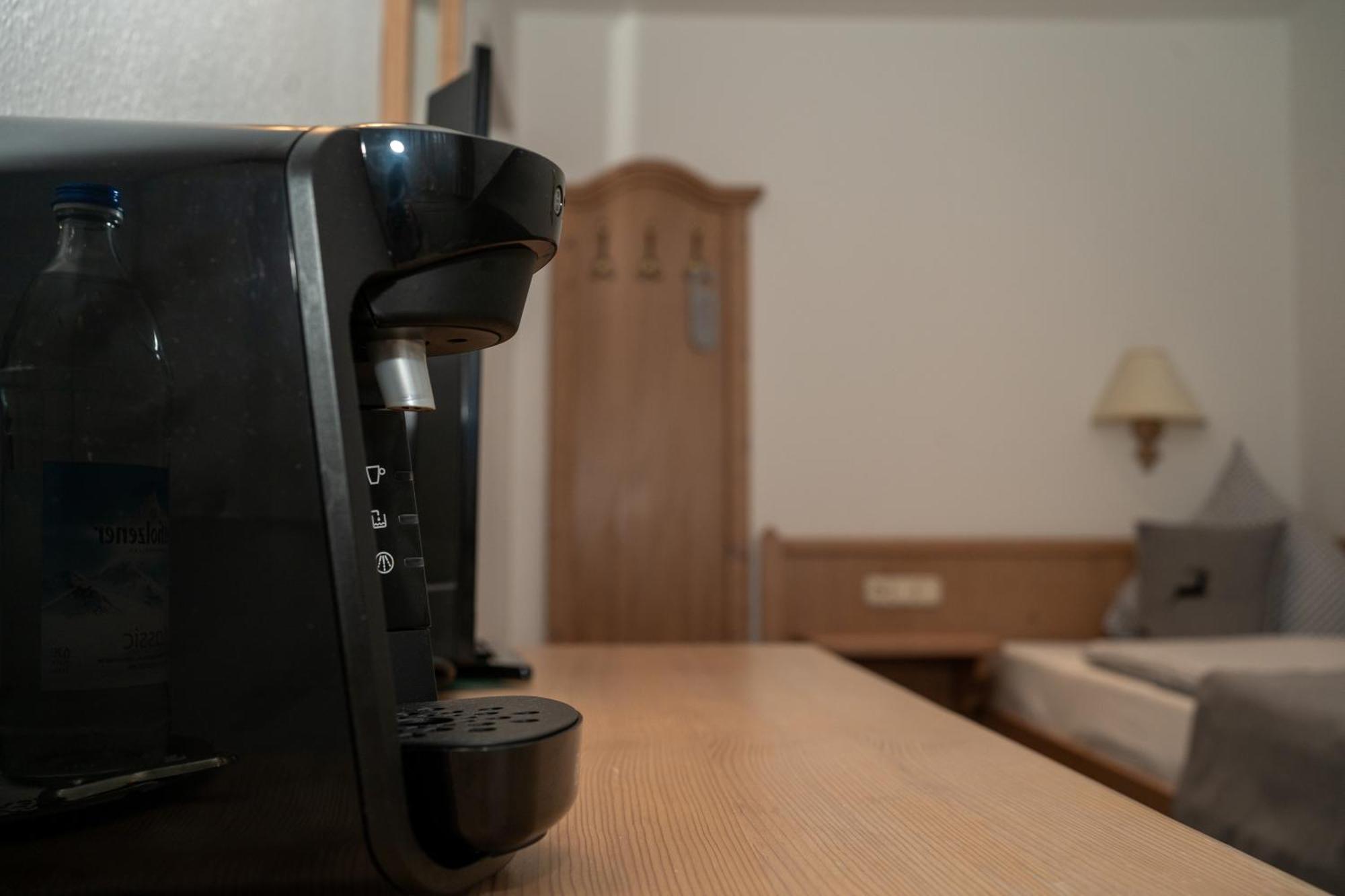 Hotel Gasthof Alter Wirt Farchant Ngoại thất bức ảnh
